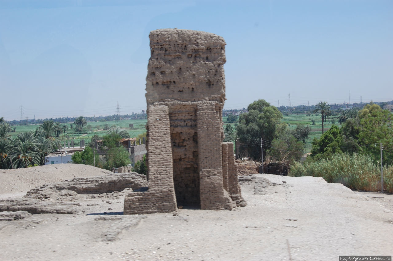 Храм Khonsuirdis Луксор, Египет