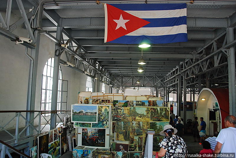 Сувенирный рынок Гаваны Гавана, Куба