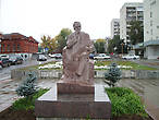 Памятник писателю К.Федину
