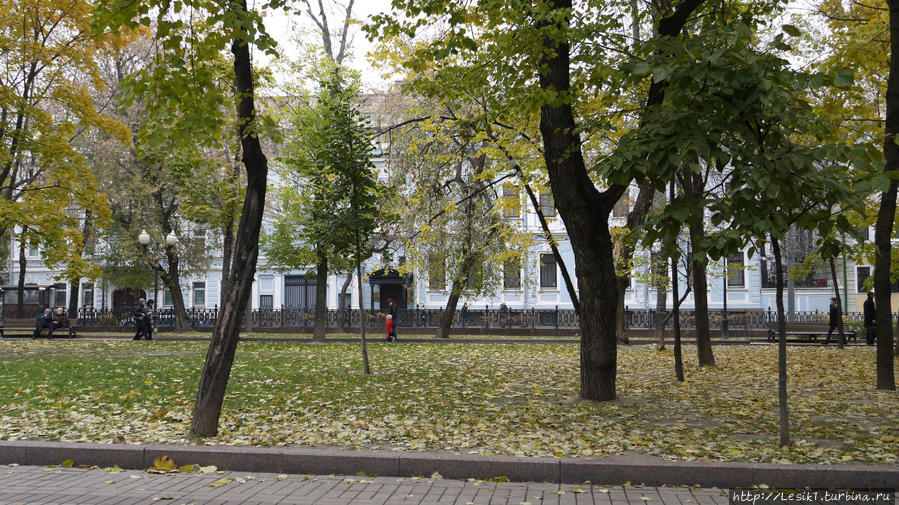 Осенний вальс Бульварного кольца Москва, Россия