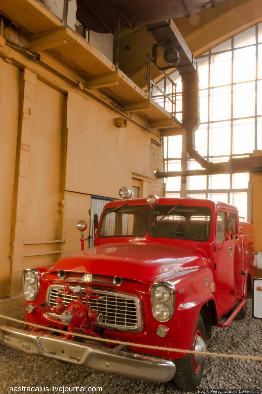 Пожарный автомобиль Harvester Fire Engine 1960 Москва, Россия