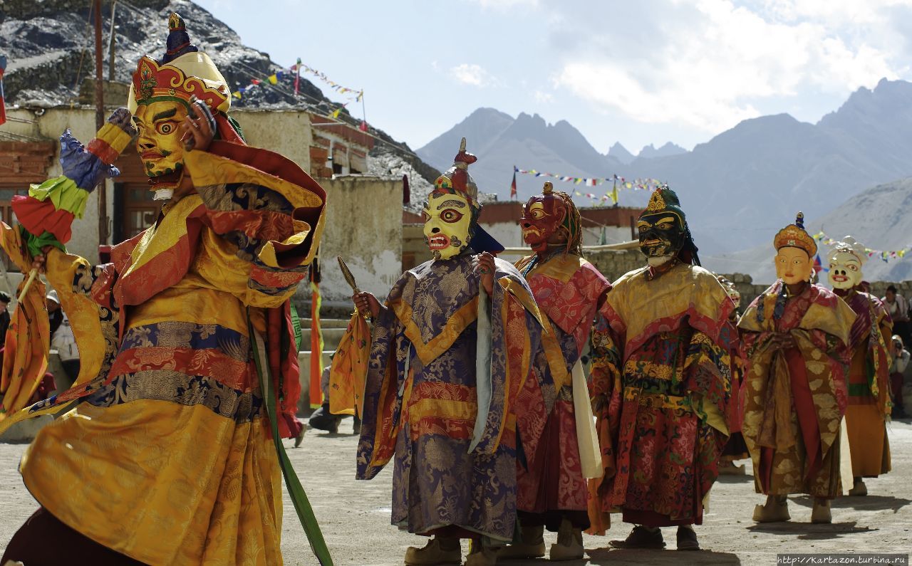 Мистерия чам, Ламаюру Ламаюру, Индия Мистерия чам, Ламаюру Ламаюру, Индия