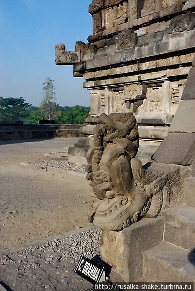 Храм посвященный Брахме Джокьякарта, Индонезия