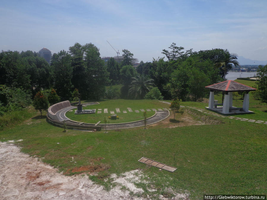 Форт Маргарита Кучинг, Малайзия
