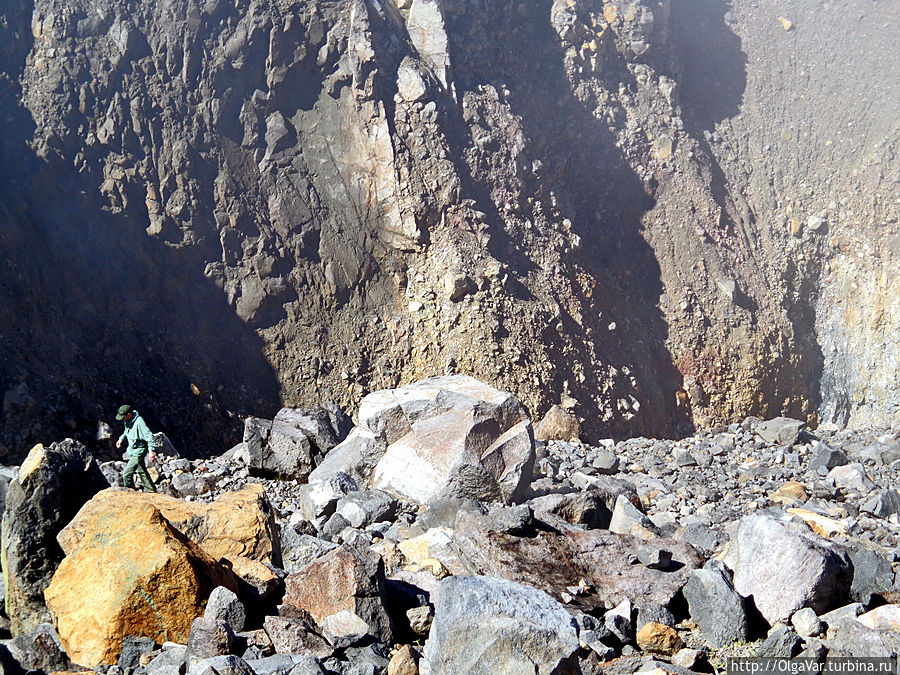 О чём молчит вулкан Булусан Булусан, Филиппины О чём молчит вулкан Булусан Булусан, Филиппины