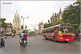 Мумбайские красные автобусы — тоже один из символов города...
*