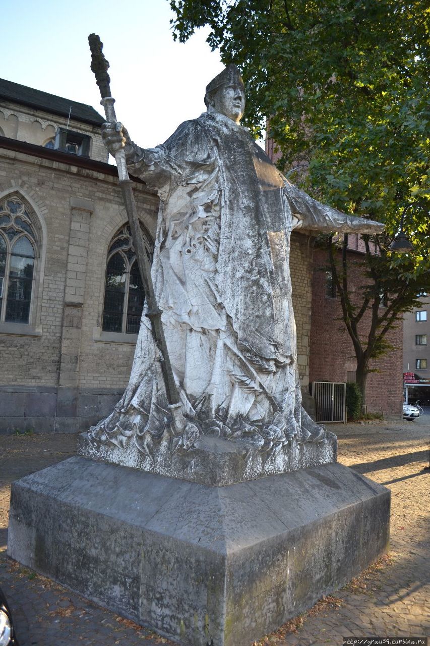 Статуя Святого Северина на мосту Северина / St.Severin an der Severinsbrücke
