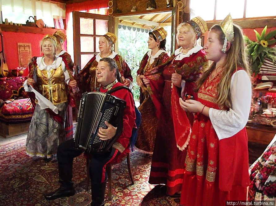 Выступает фольклорный казачий ансамбль Калинушка Варненская область, Болгария