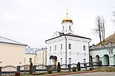 и Свято-Духов женский монастырь с церковью св. Ольги, (освящена 24 июля 1992 г).