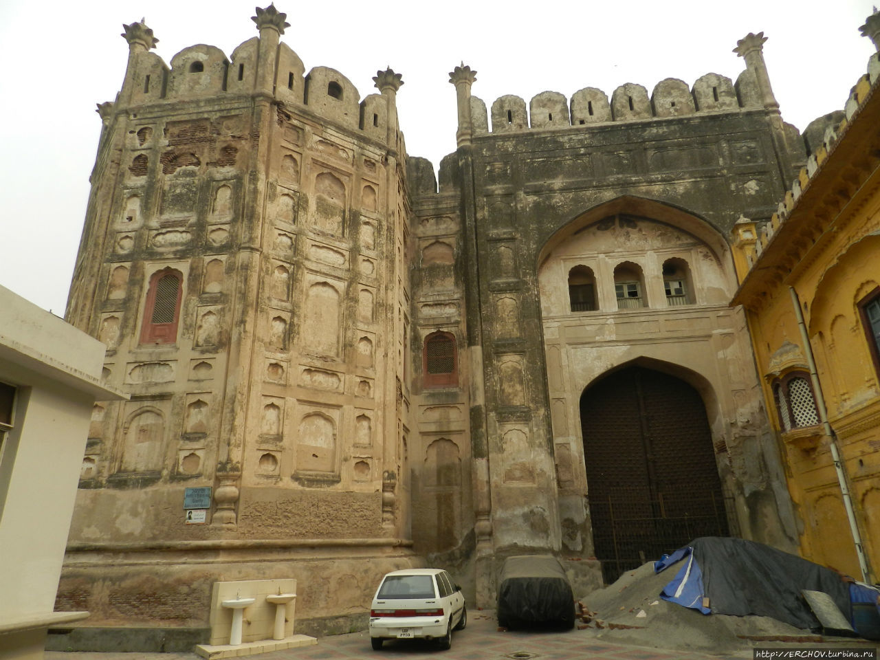 Пакистан. Ч — 3. Сикхи: их учение и их Лахорские храмы Лахор, Пакистан