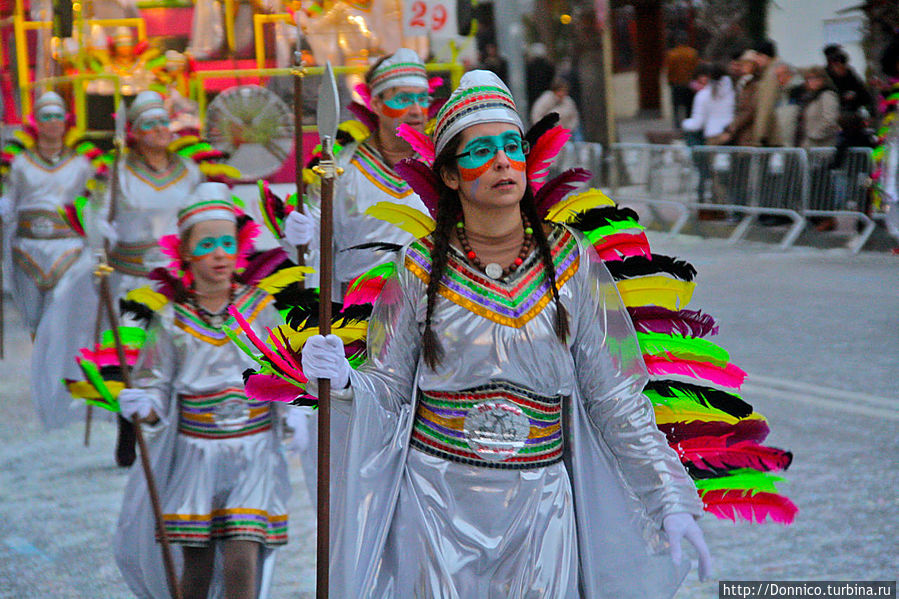 американскую тему продолжают индейцы американскую тему продолжают индейцы