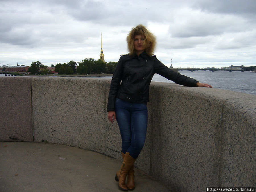 Я этим городом храним. Вдоль главной водной артерии. Санкт-Петербург, Россия