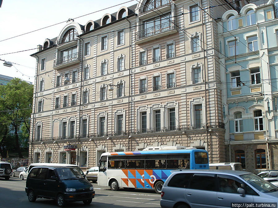 Каждое здание на Светланской не похоже на другие, со своей Каждое здание на Светланской не похоже на другие, со своей