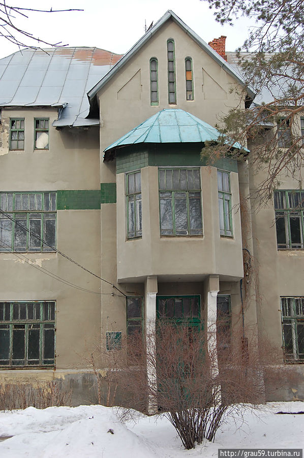 Здание селекционной лаборатории (ул.Тулайкова,3). Детали Здание селекционной лаборатории (ул.Тулайкова,3). Детали