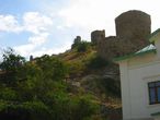 до турок владели землями генуезцы, которые в XIVвеке построили крепость Чембало