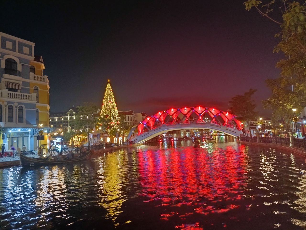 Культурно-развлекательный центр Grand World Остров Фу Куок, Вьетнам