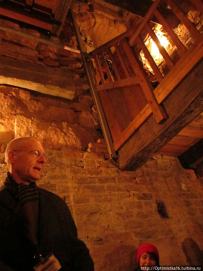 Забраться на одну из высоких башень церкви Св. Себальда Нюрнберг, Германия Забраться на одну из высоких башень церкви Св. Себальда Нюрнберг, Германия