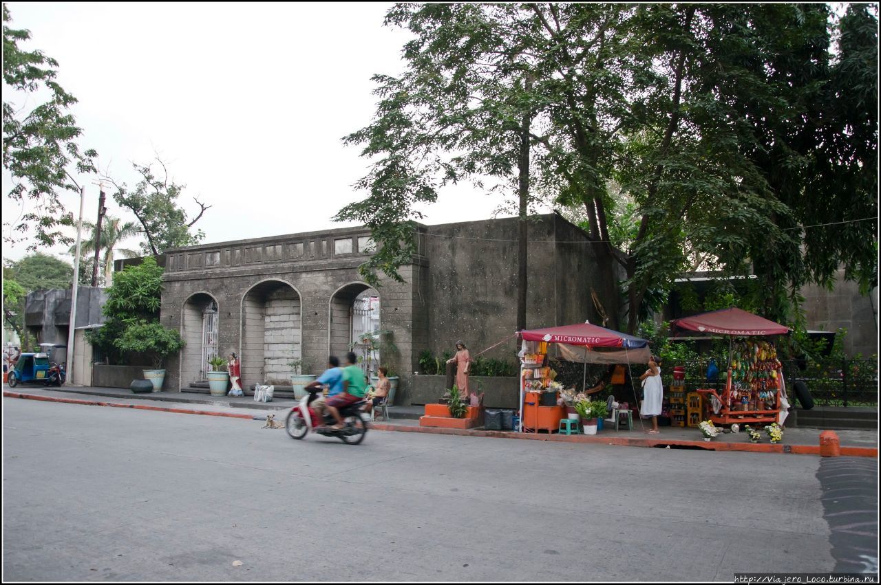 Кладбище, где живут люди Манила, Филиппины