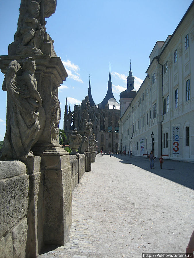 мост со статуэтками Кутна-Гора, Чехия