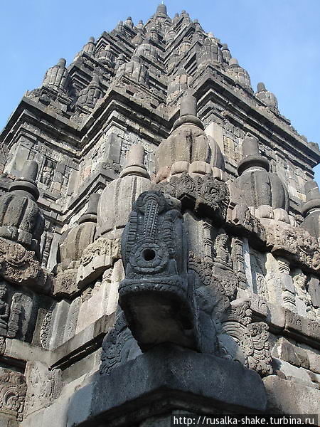 Храмы перевозчиков богов Джокьякарта, Индонезия