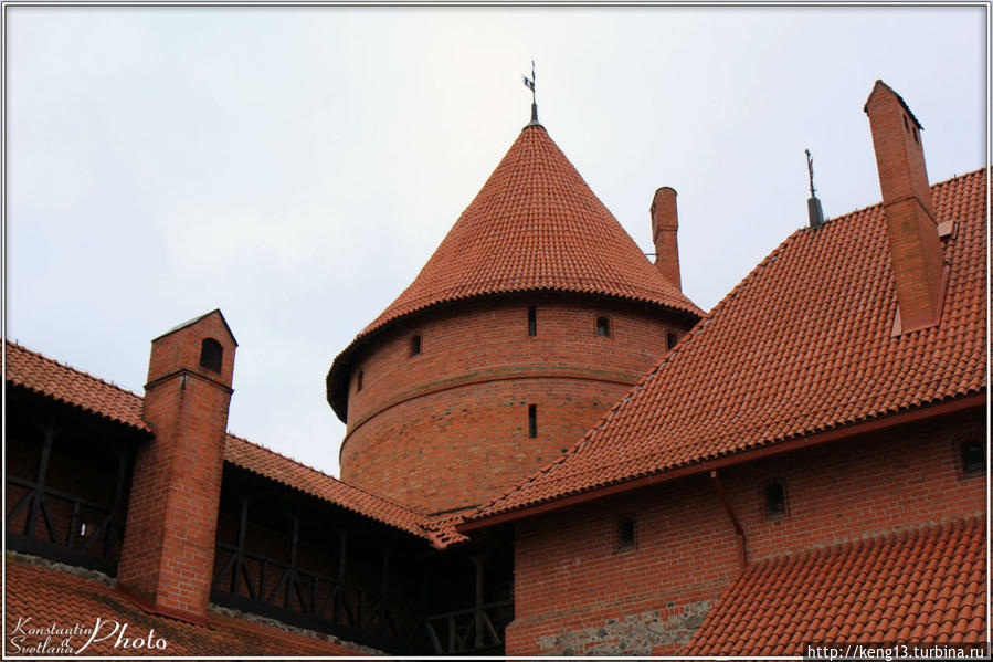 Тракайский замок, возрождённый из руин Тракай, Литва