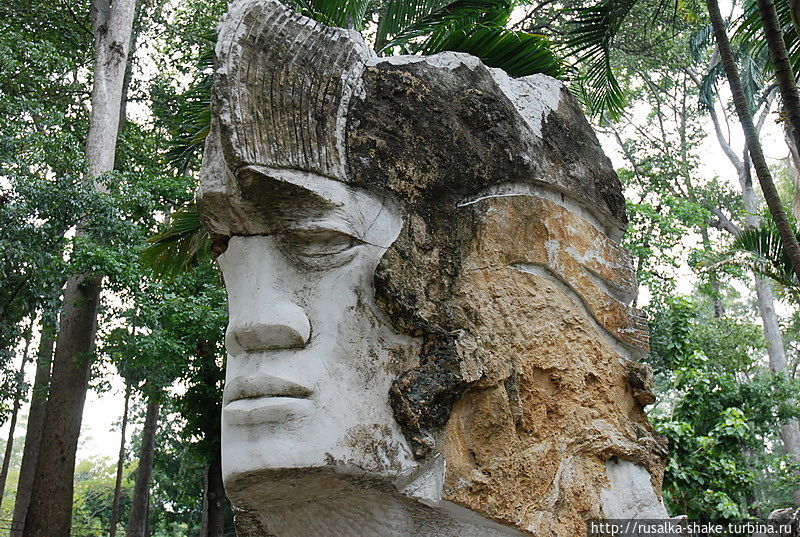 Давайте разгадаем, что это обозначает? Хошимин, Вьетнам Давайте разгадаем, что это обозначает? Хошимин, Вьетнам