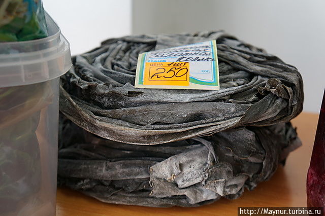 Сушеные водоросли. Южно-Сахалинск, Россия Сушеные водоросли. Южно-Сахалинск, Россия