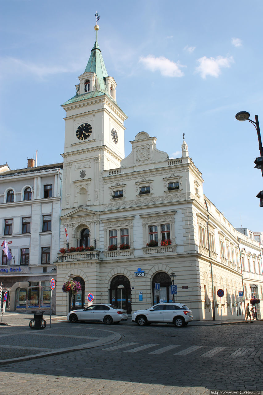 Вокруг центральной площади Турнов, Чехия Вокруг центральной площади Турнов, Чехия