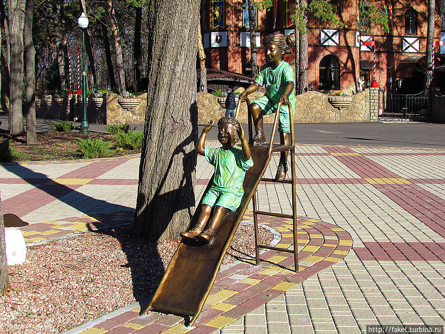 Парк Горького, детский городок Харьков, Украина