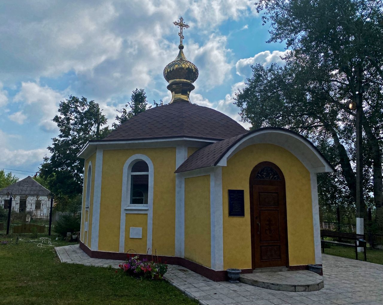 Церковь Всех Святых Старый Мерчик, Украина