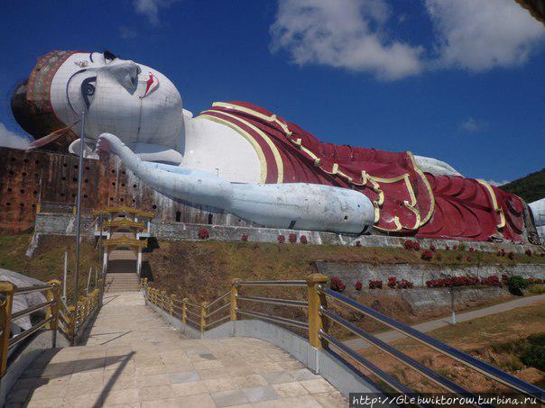 Самый крупный в мире лежащий Будда Мудон, Мьянма