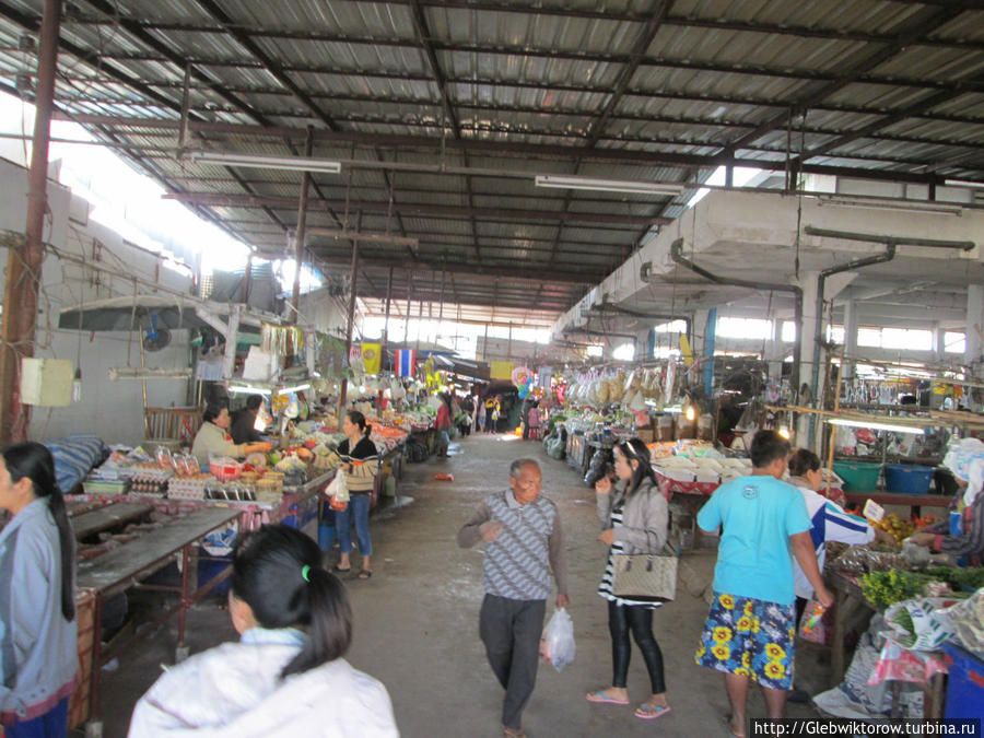Market Нонг-Буа-Лам-Пху, Таиланд