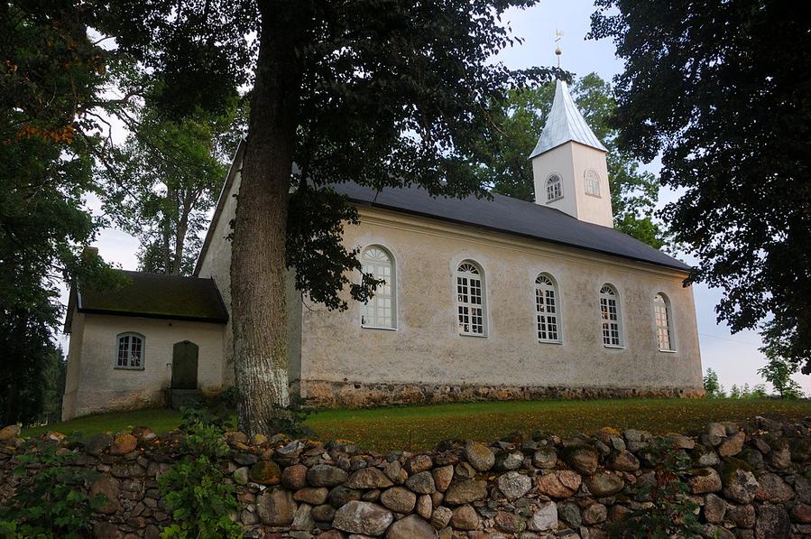 Церковь Св. Бригитты в Вара / EELK Vara Brigitta kirik