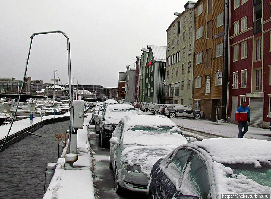 Каналы Русенборга.  Припорошило снегом чутка... Тронхейм, Норвегия