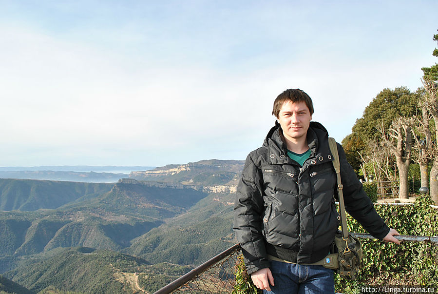 Смотровая площадка Эль-Фар Каталония, Испания Смотровая площадка Эль-Фар Каталония, Испания