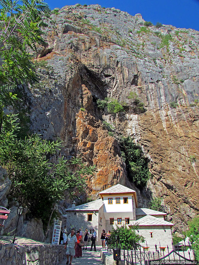 Blagaj Tekija — святое место дервишей и суфиев у истока Буны Благай, Босния и Герцеговина