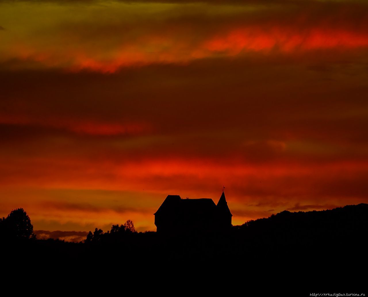 Время заката Бенак-э-Казнак, Франция