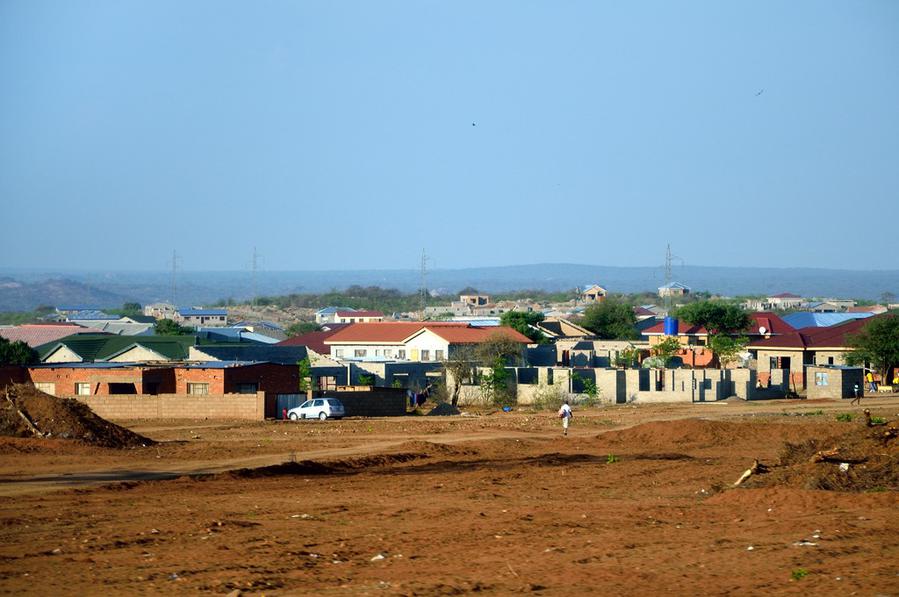 Типичное зимбабвийское поселение Булавайо, Зимбабве