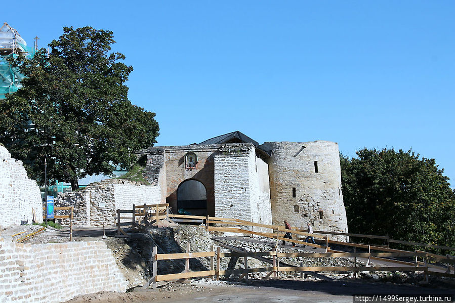 Старый Изборск и его крепость