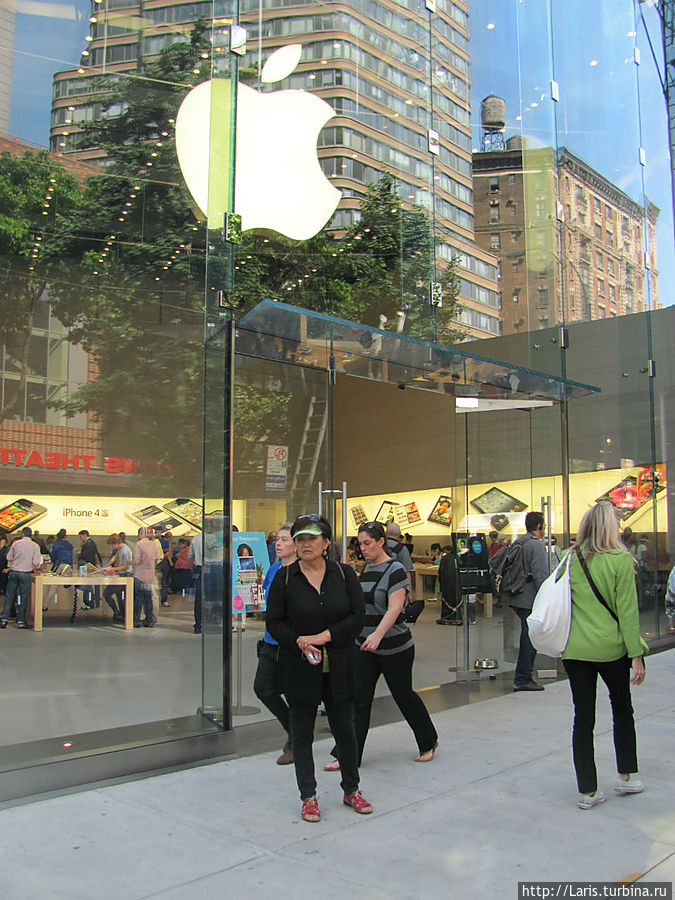 Известный магазин APPLE Известный магазин APPLE