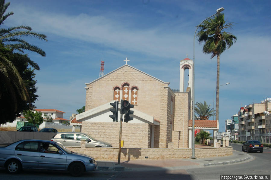 Церковь святых целителей Космы и Дамиана Ларнака, Кипр
