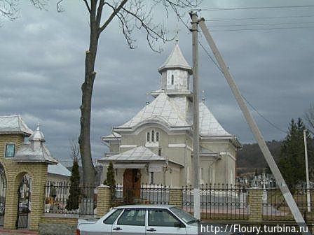 Местная молдавская церковь Черновцы, Украина
