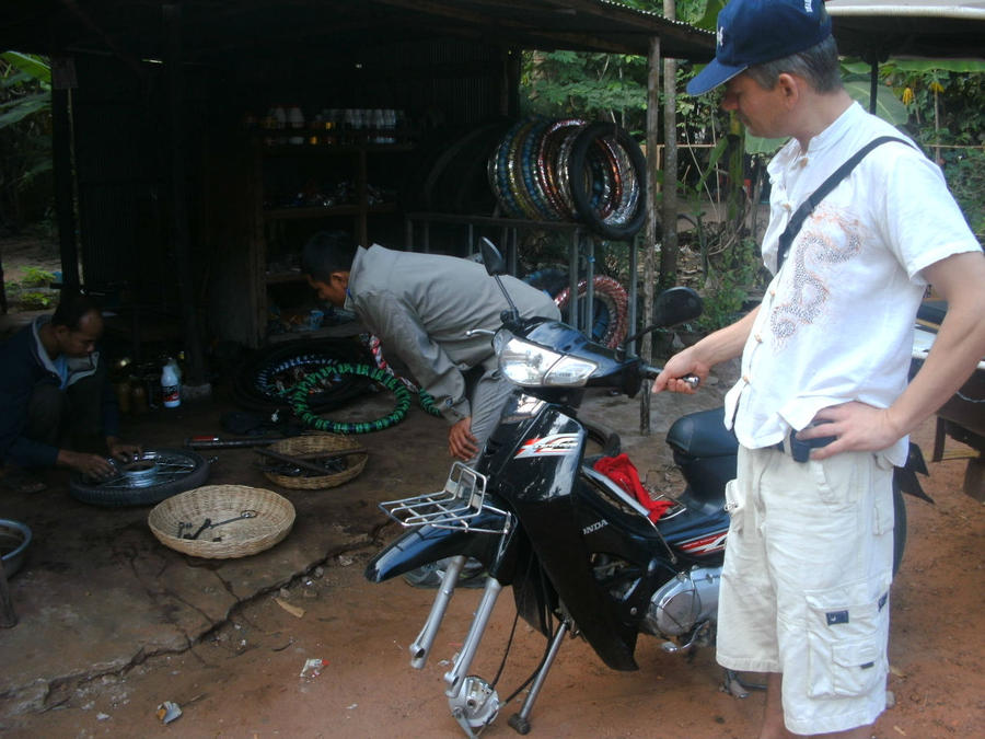 Транспорт в Камбодже и Вьетнаме. Правила Дорожного Движения Камбоджа