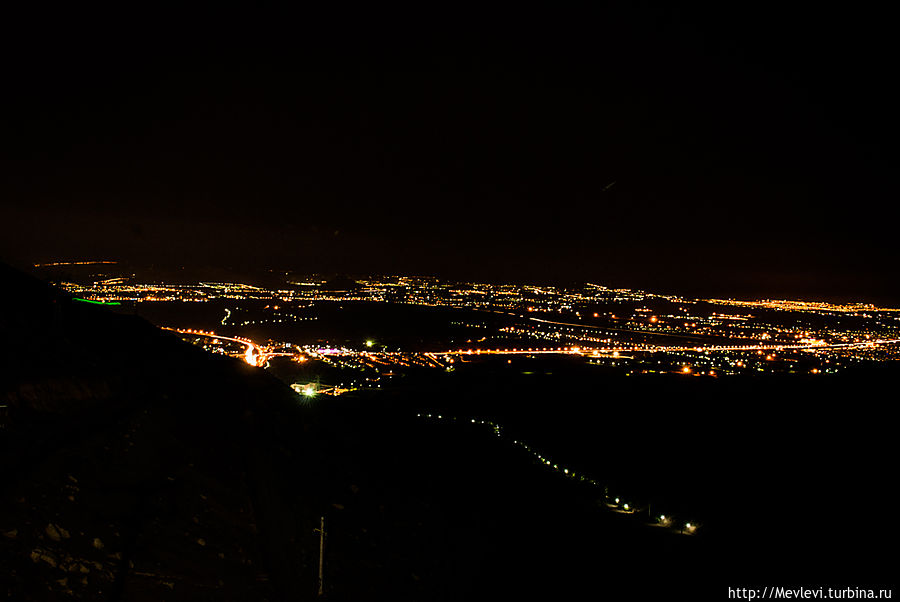 На вершину горы Соффе Исфахан, Иран На вершину горы Соффе Исфахан, Иран