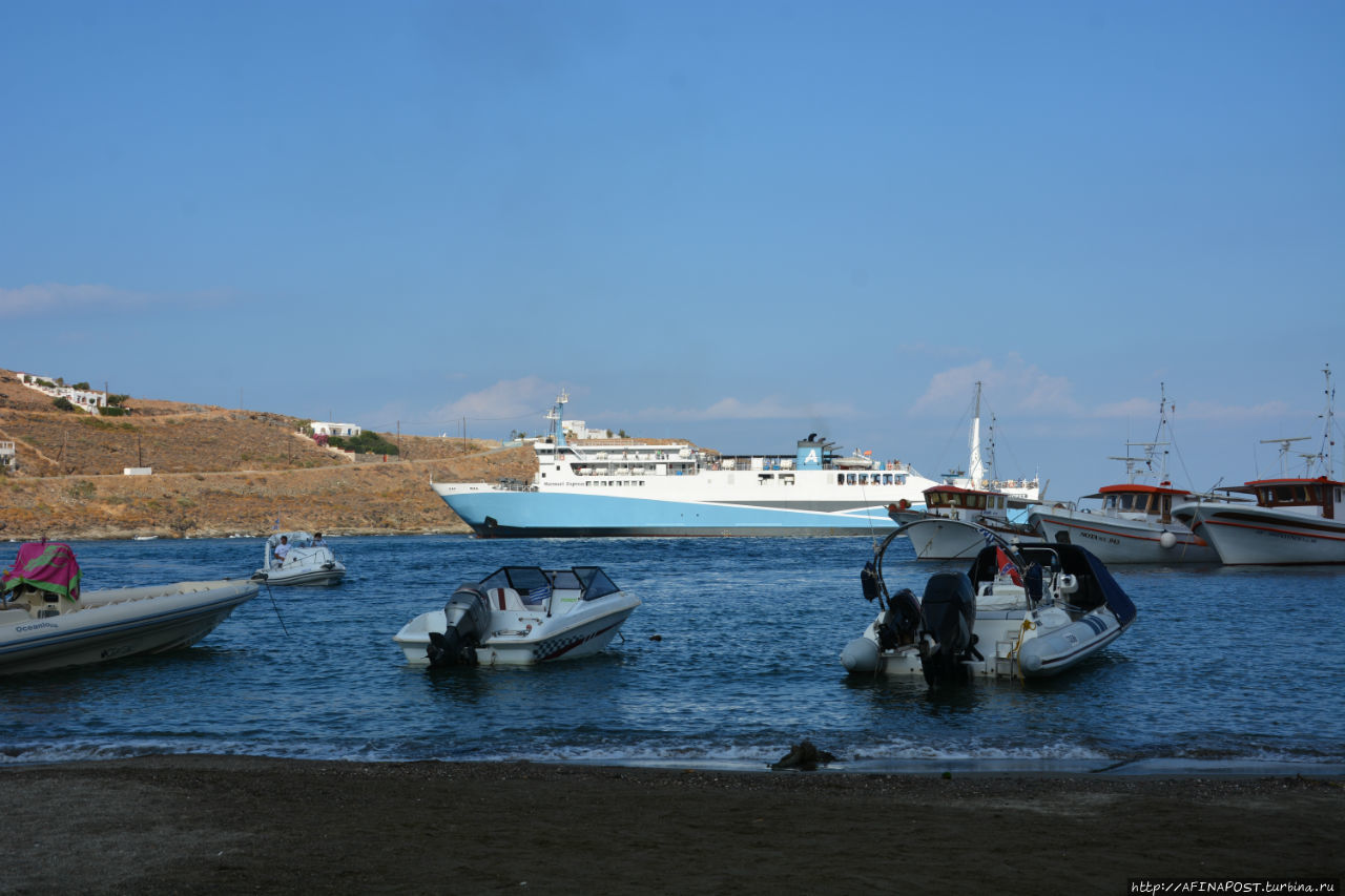 Порт Мерихас Мерихас, остров Кифнос, Греция