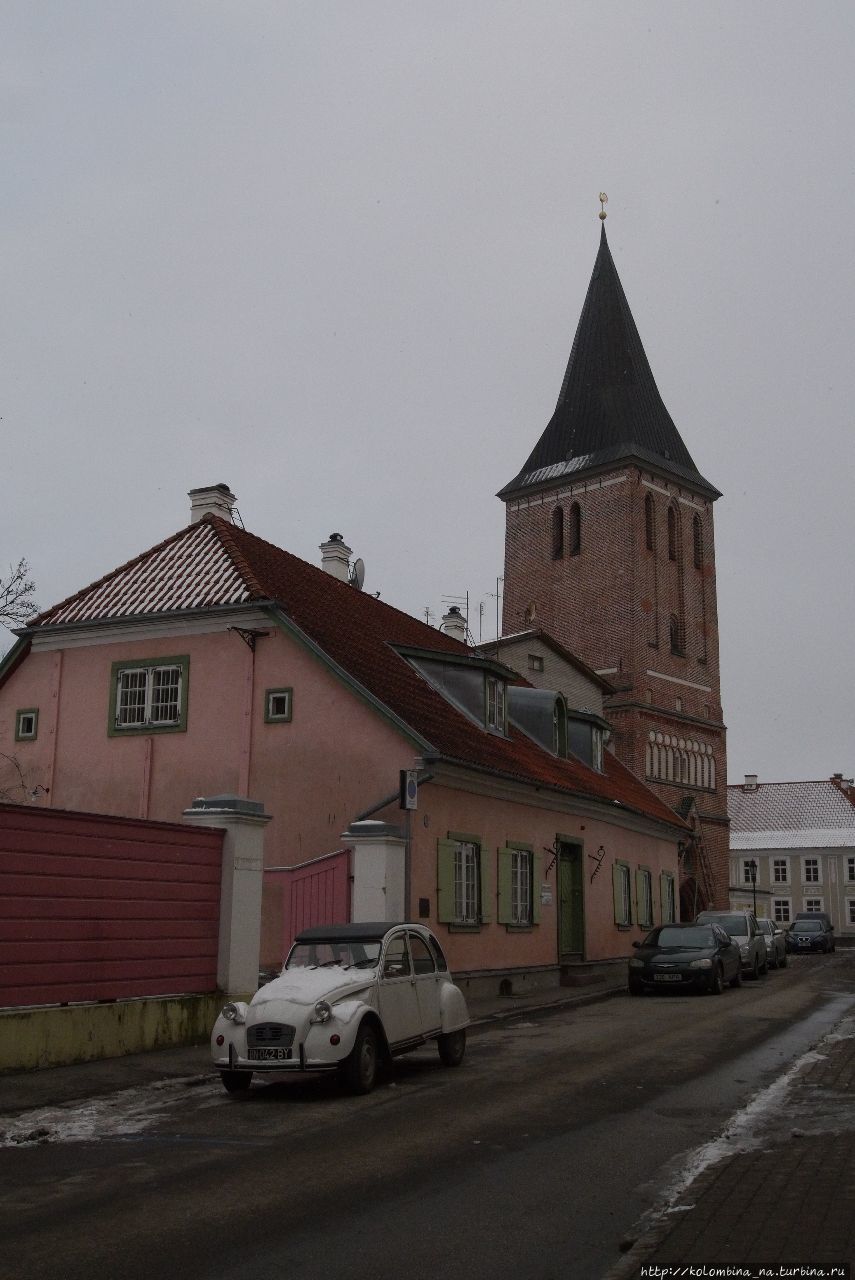 Ретро и Яановская церковь Тарту, Эстония