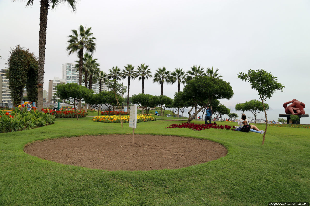 Район Лимы. Мирафлорес Лима, Перу Район Лимы. Мирафлорес Лима, Перу