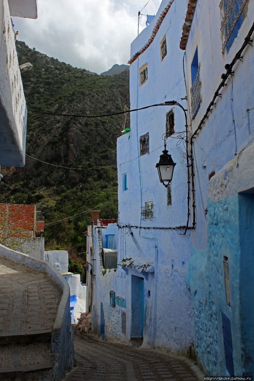 Вертикальный Шефшауэн - голубой город в Марокко