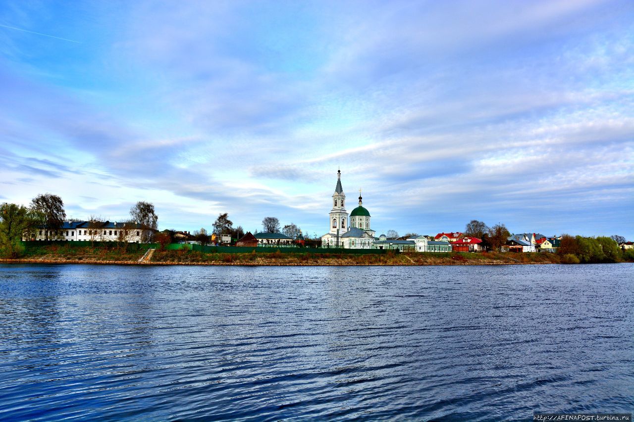 Набережная реки Волга в Твери Тверь, Россия