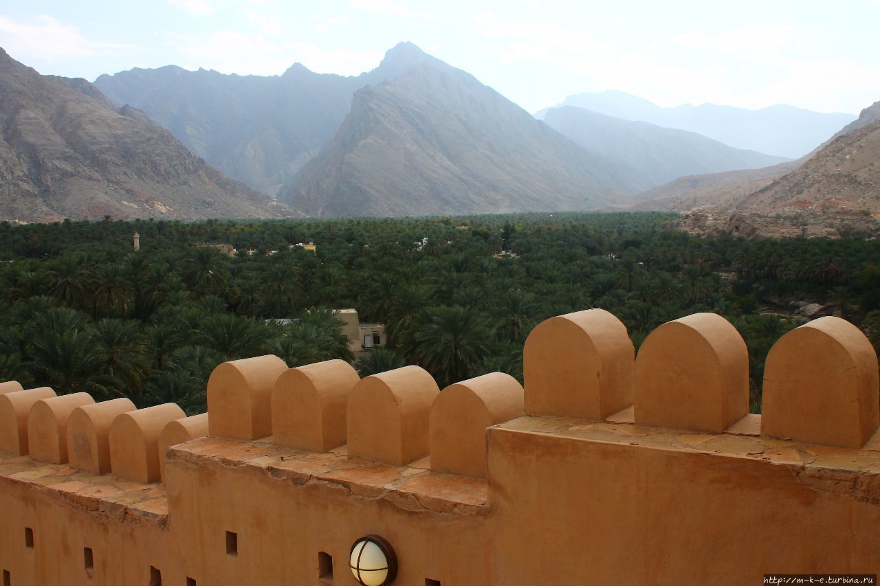 Мощная крепость Нахаль. Возможность примерить и попробовать Оман Мощная крепость Нахаль. Возможность примерить и попробовать Оман